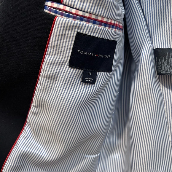 Tommy Hilfiger Boys Young Man Navy Suit, size 16 18 Jacket and Pants - Picture 4 of 10